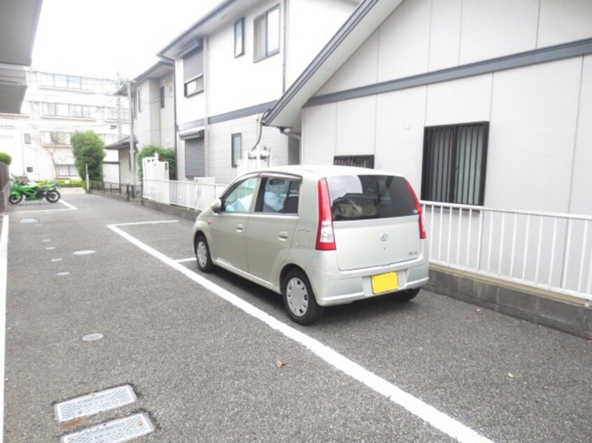 駐車場 クレール