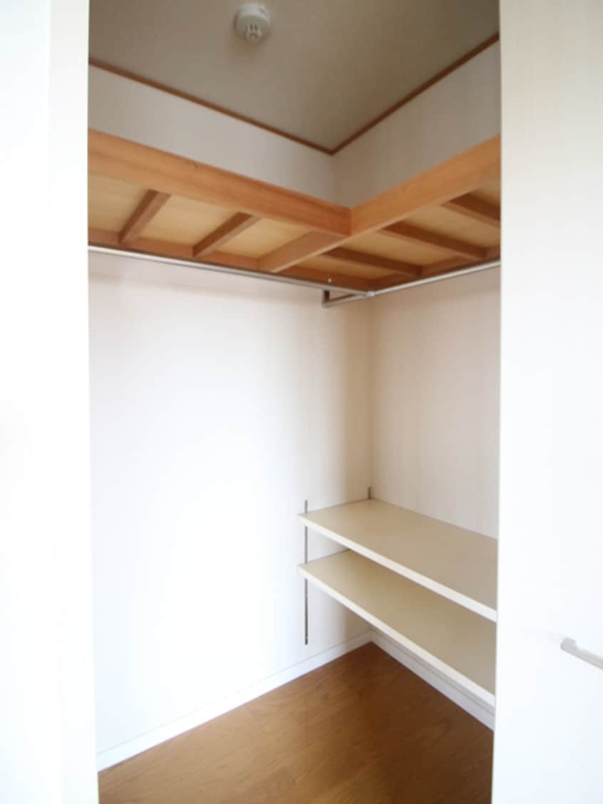 収納 サンライズ・ロイヤル湘南