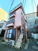 ＪＵＮビルの外観