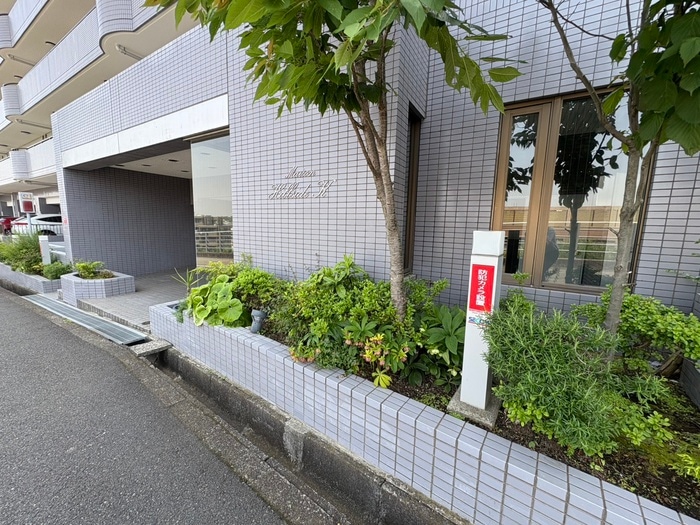 エントランス部分 メゾンヒルサイドＫ