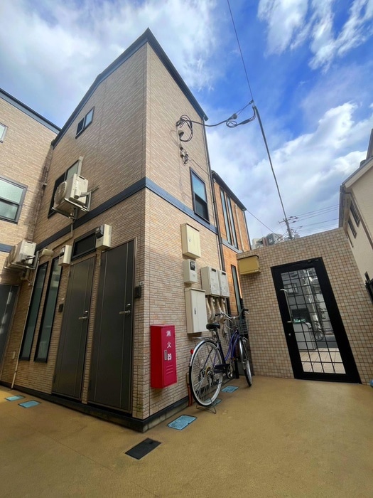 外観写真 West Side Waseda