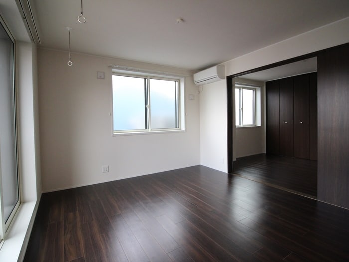 居室 アパルトマン御成町