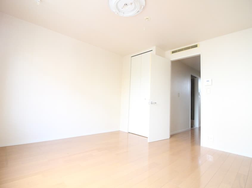 居室 レ－ベンハイム