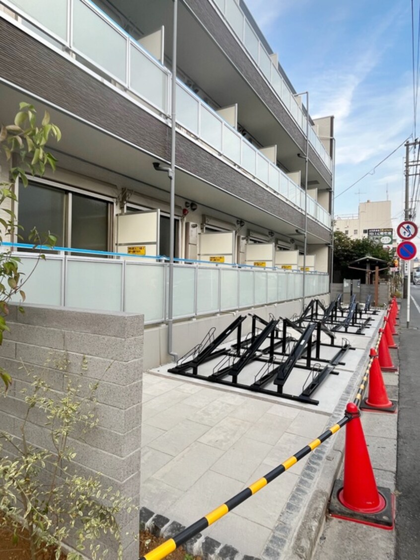 駐輪場 ヴィラ川口元郷