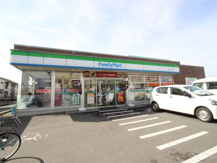 ファミリーマート(コンビニ)まで615m シ－サイドワン