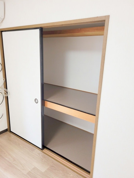 収納 ベルゾ－ネ喜沢