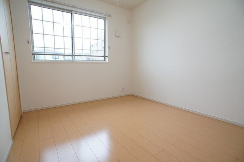 室内からの展望 ｴﾐﾅﾝｽ南町