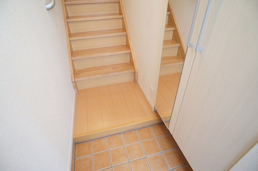 玄関 ｴﾐﾅﾝｽ南町
