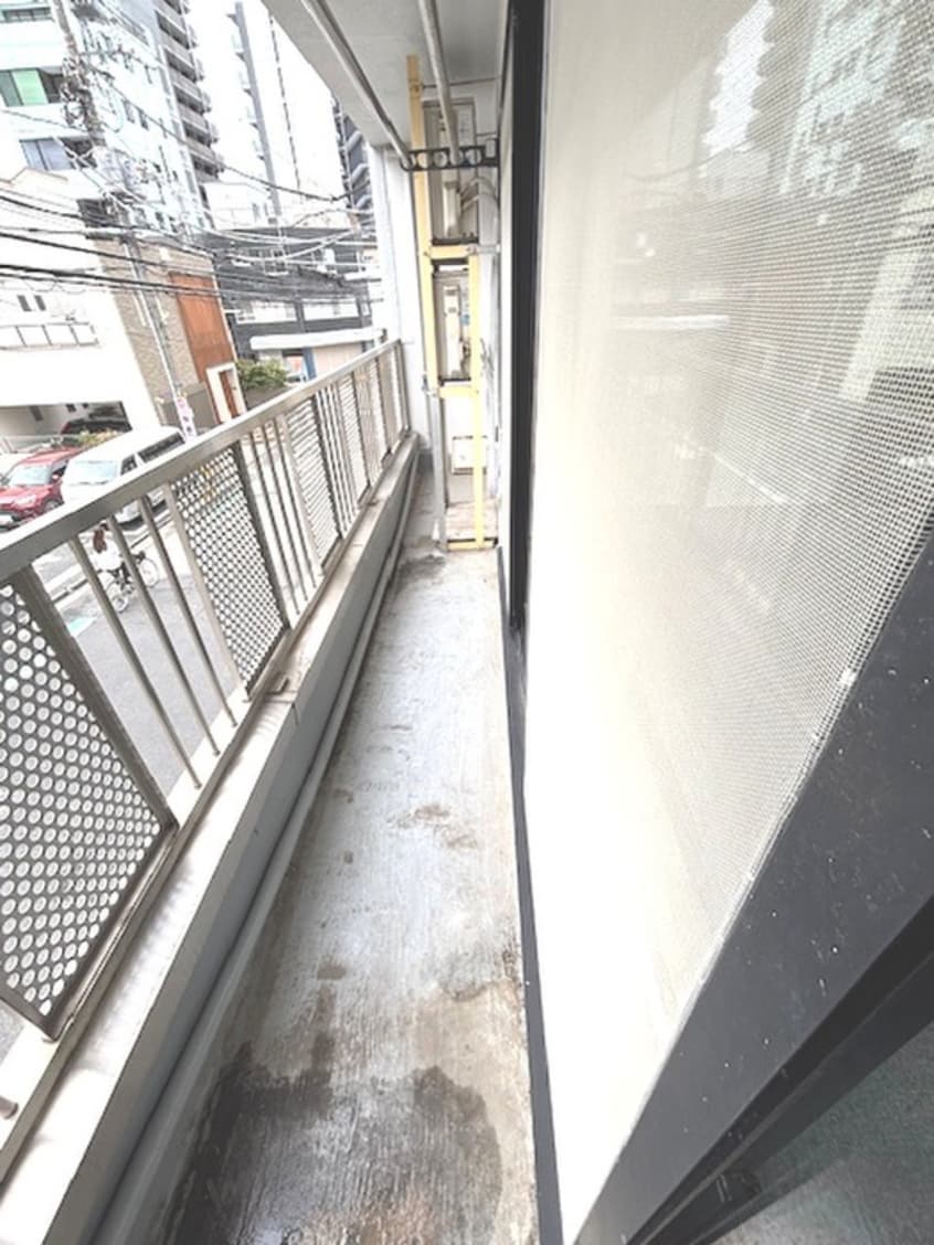 ベランダ・バルコニー ココミ川口