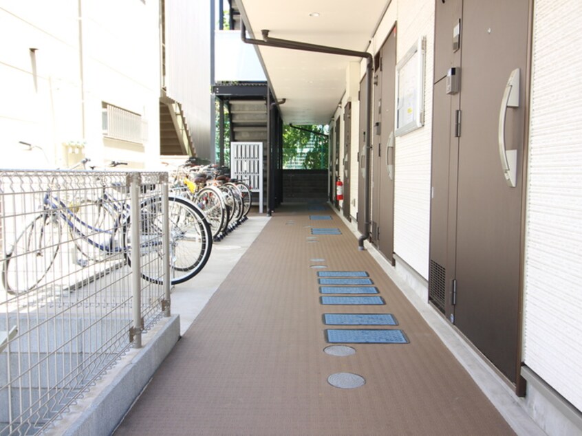エントランス部分 リブリ・桜本
