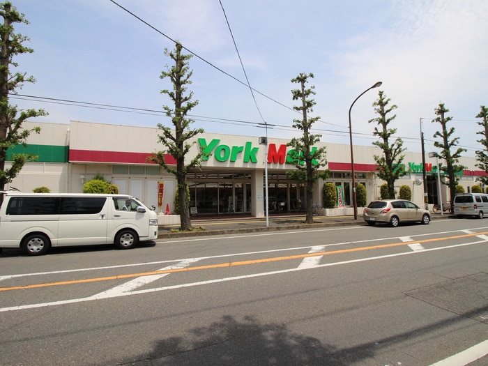 ヨークマート富士見店(スーパー)まで370m オリーブコート