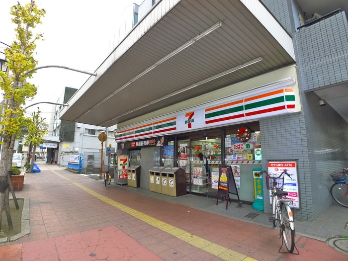 セブンイレブン(コンビニ)まで450m カーサアルマーレ