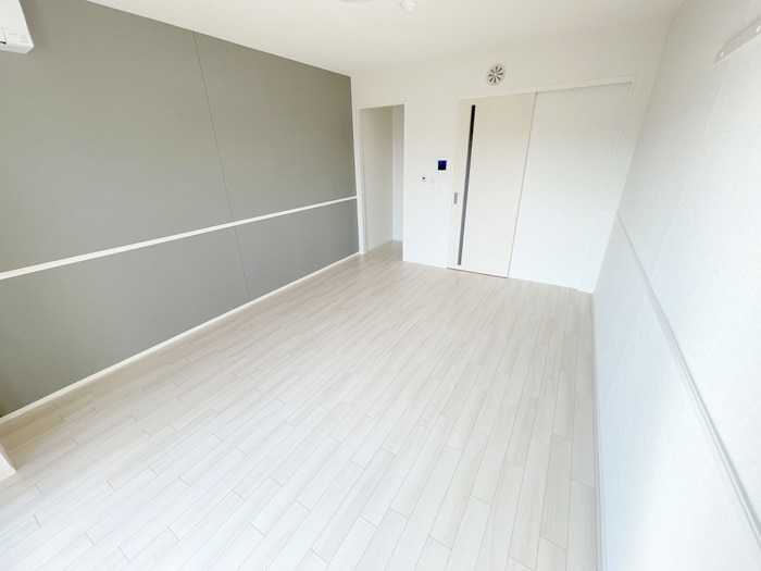 居室 FLORENTINE FLOAT