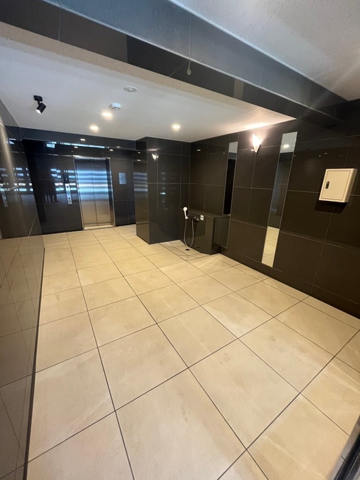 エントランス部分 FLORENTINE FLOAT