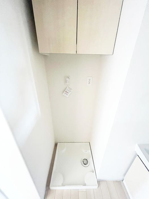洗濯機置場 FLORENTINE FLOAT