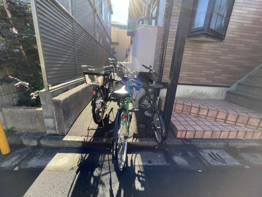 駐輪場 パ－クアヴェニュ－