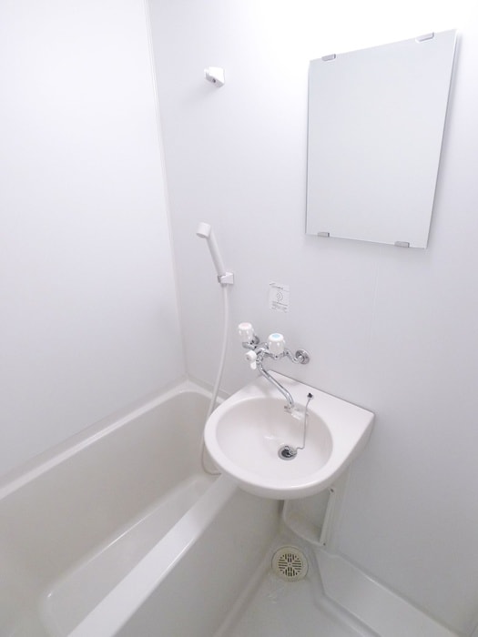 バス／シャワールーム等 ピアノ