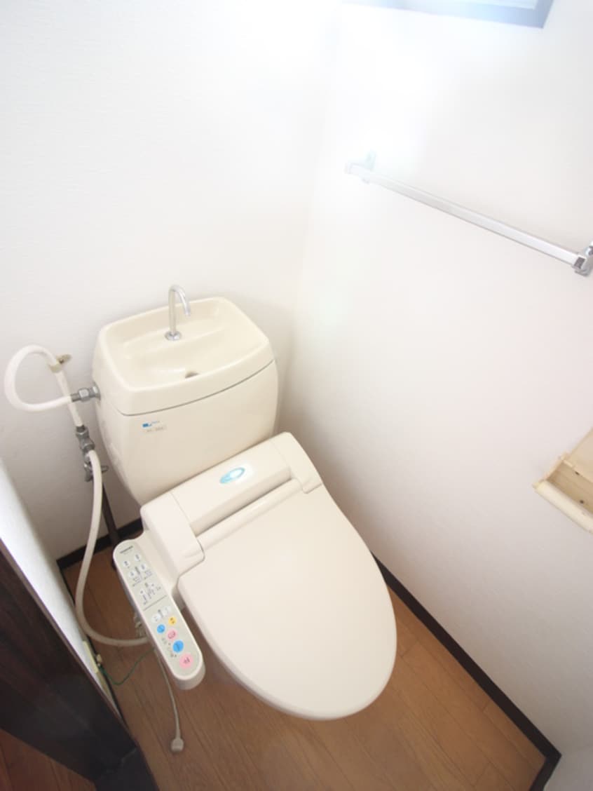 トイレ シュラインハイツ