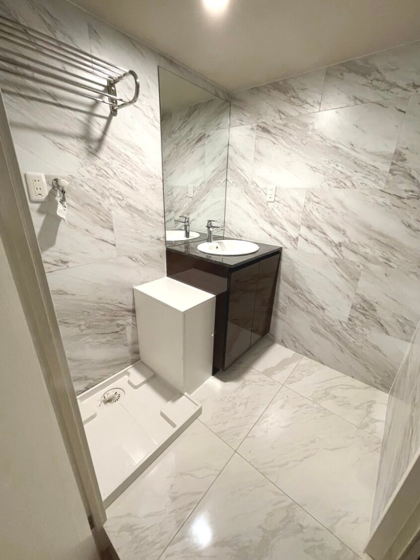 洗面 HJ　PLACE　TAKADANOBABA