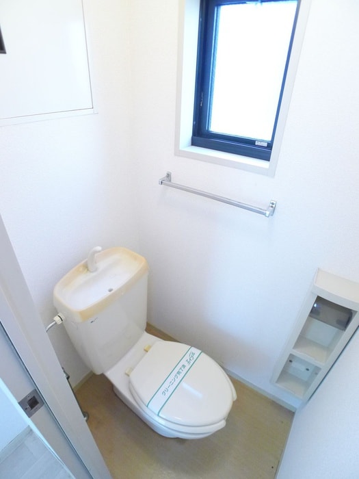 トイレ メゾン菊富士Ａ