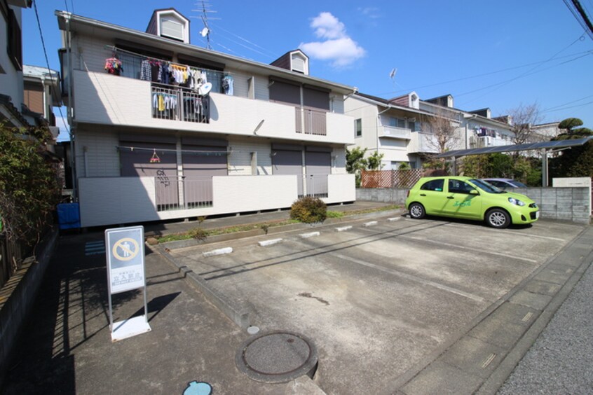 駐車場 ラ・セゾン