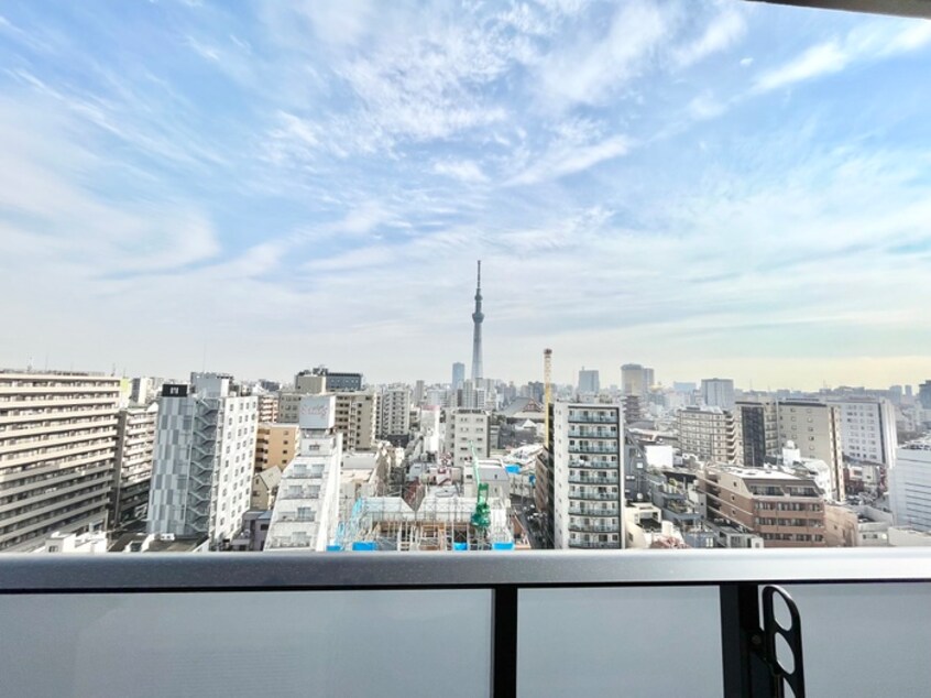 室内からの展望 プライムアーバン浅草テラス