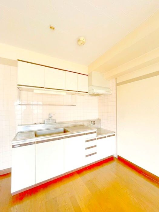 キッチン アバンティイスズ