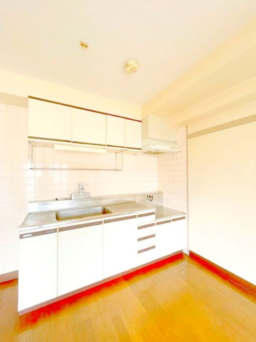 キッチン アバンティイスズ