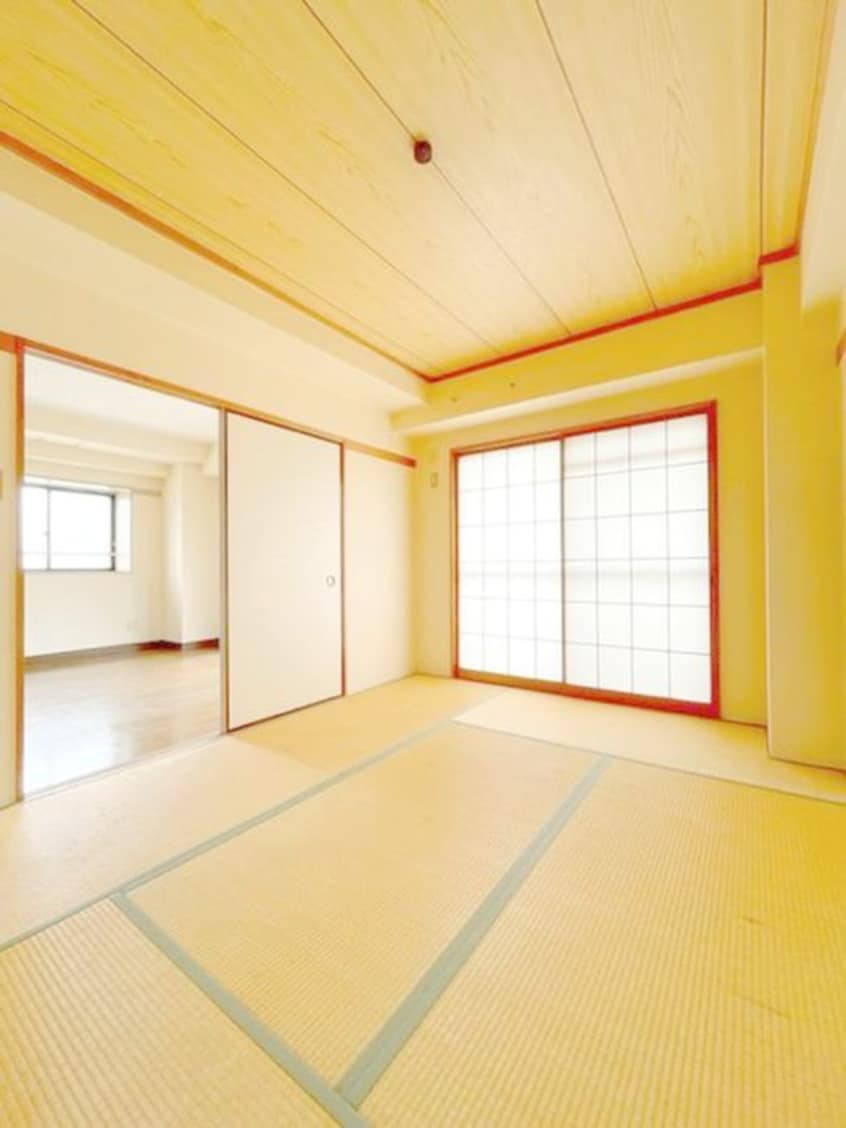 居室 アバンティイスズ