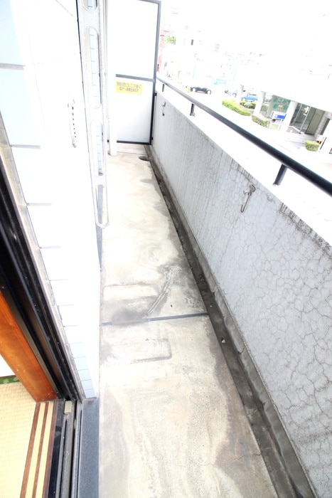 ベランダ・バルコニー アバンティイスズ