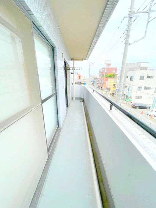 ベランダ・バルコニー アバンティイスズ