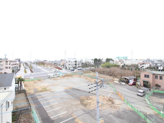 室内からの展望 ネルメッツォ国分寺