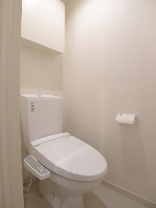 トイレ リブリ・宝英