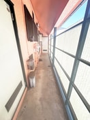 エントランス部分 コーポシミズ