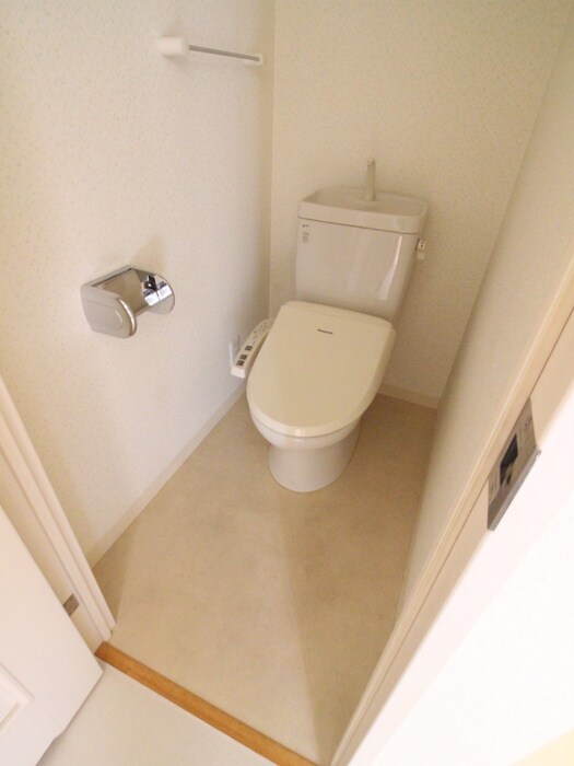 トイレ ドルチェ・オオギ