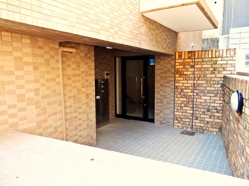 エントランス部分 ジュネス西麻布