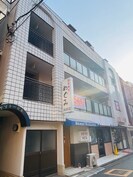 ヤマトービルの外観