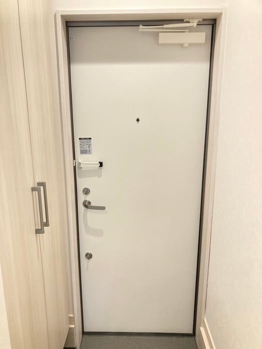 玄関 シャトーニイクラ