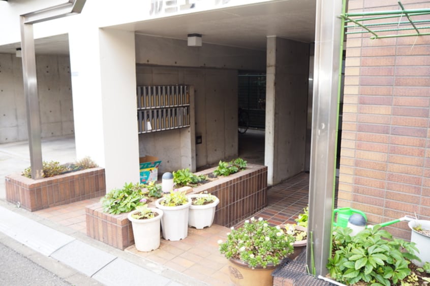 エントランス部分 ルミエール