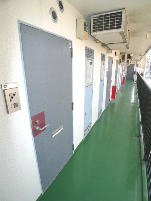 玄関 ルミエール