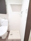 洗濯機置場 ベイルーム県立大学２