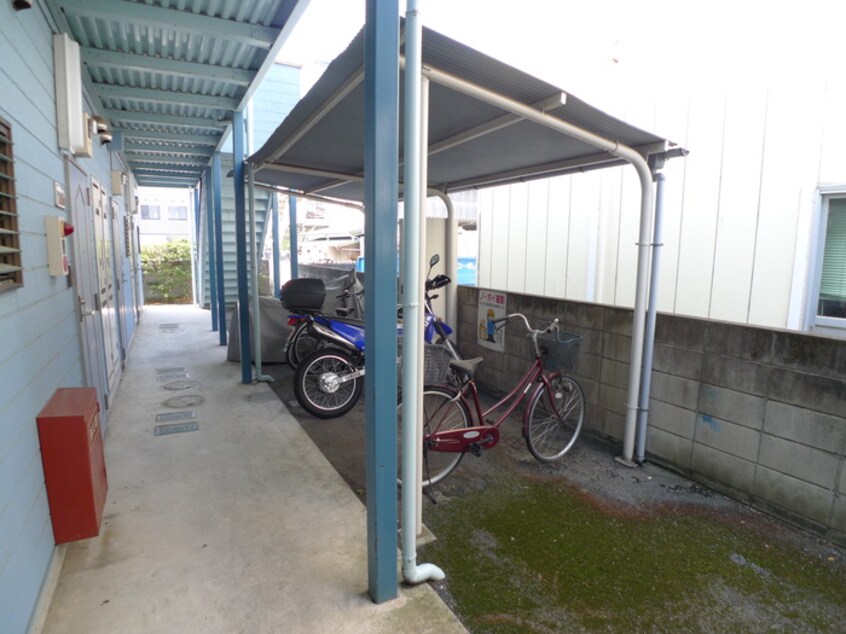 駐輪場 富士見レッズ