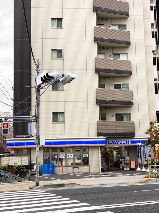 ローソン 墨田東向島一丁目店(コンビニ)まで120m アルテシモ　エスク