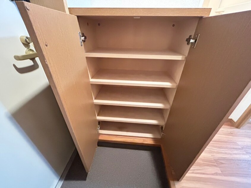 靴箱 佐藤マンション