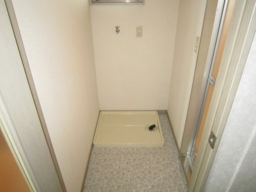 洗濯機置場 パレスミユキ１０番館