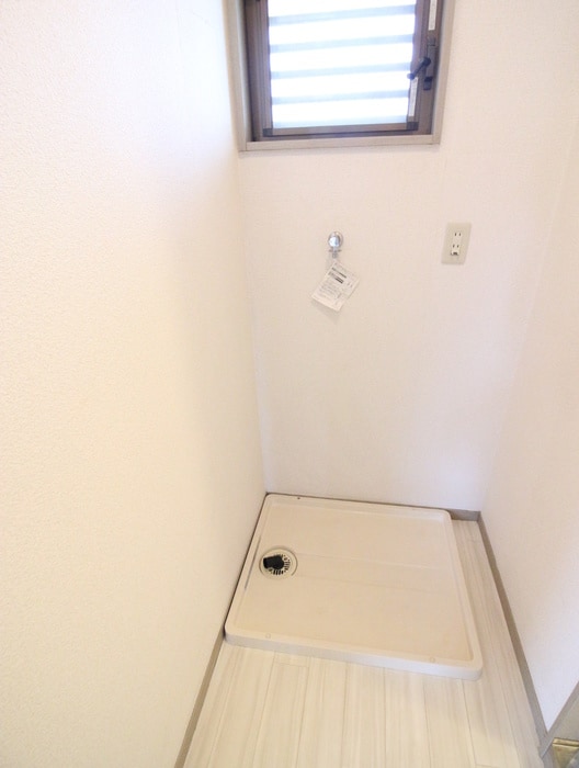 洗濯機置場 パレスミユキ１０番館