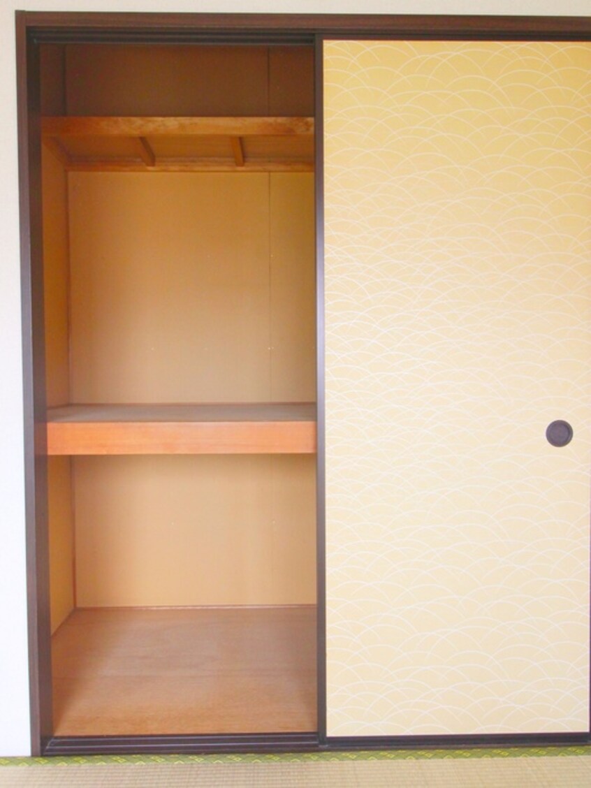 収納 丸徳コ－ポＡ