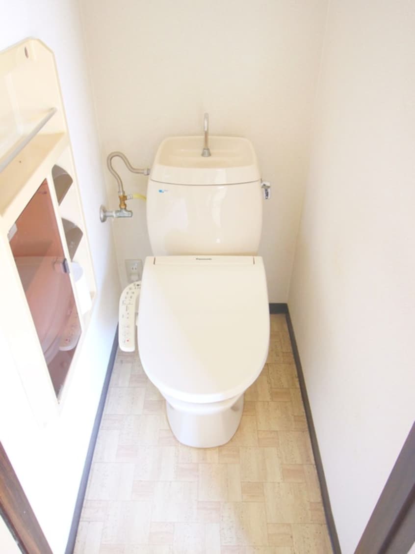 トイレ 丸徳コ－ポＡ