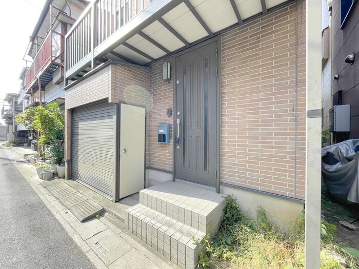 エントランス部分 水谷東３丁目戸建