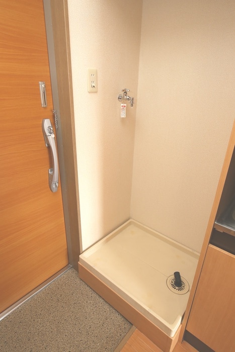 洗濯機置場 メイプルコ－ト